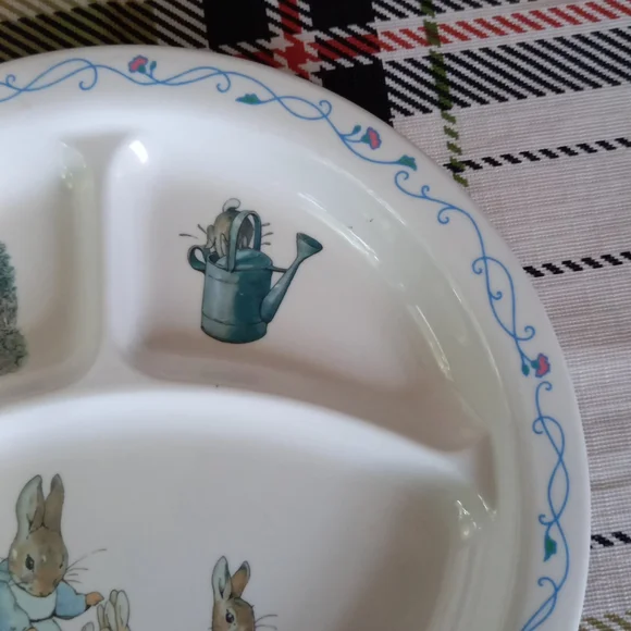 Peter Rabbit melamine baby plate - Picture 2 of 5
